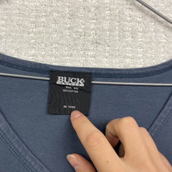 Y2K VTG Buck Knives Gray V Neck T Shirt Women's XXL Goth Holographic Heart Cyber - Picture 7 of 16